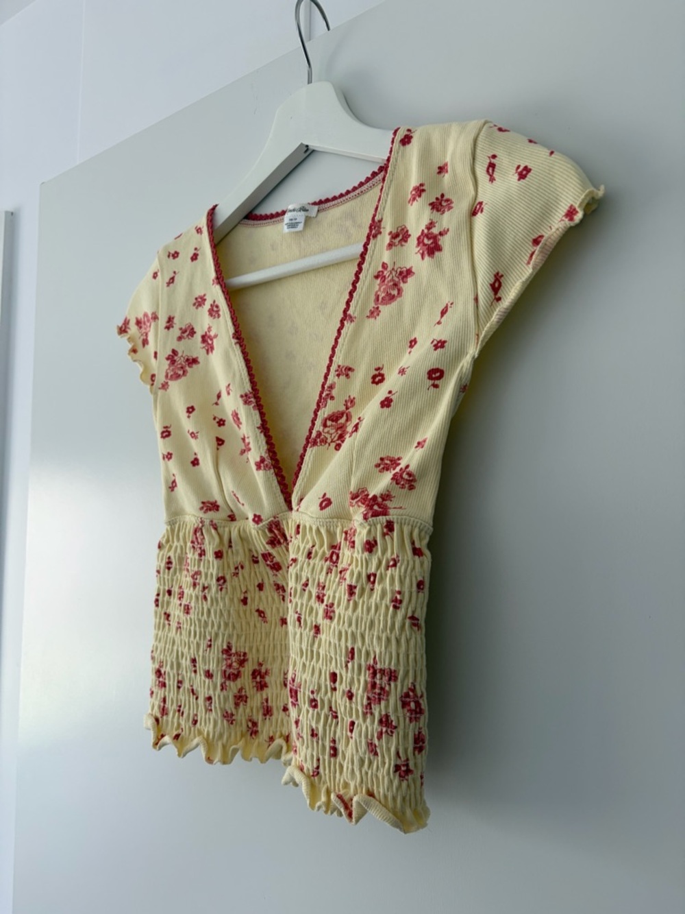 Urban Outfitters Kimchi Blue Only You Smocked Short Sleeve Top - Picture 6 of 9